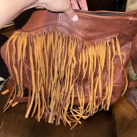 Fringe Leather Shoulder Bag - Brown - Picture 5 of 5